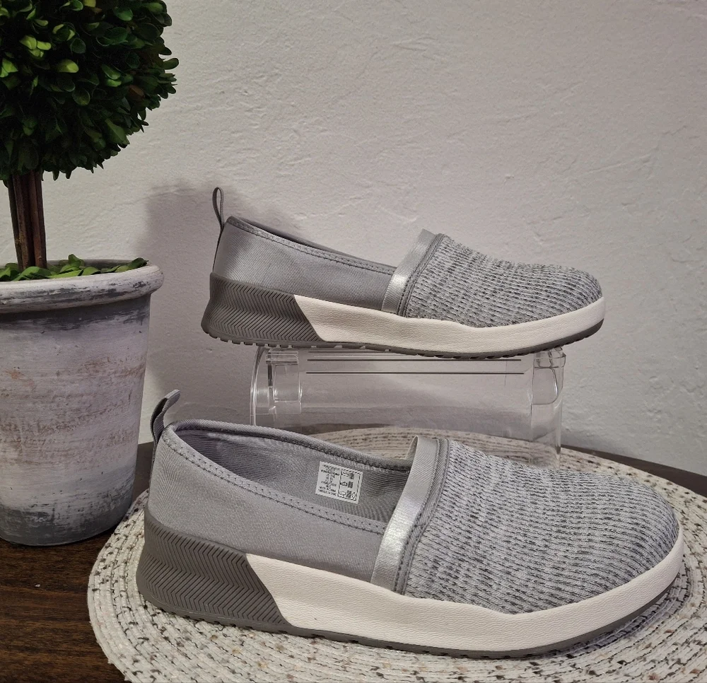 Gray Lands' End Slip-On Women's Shoes Size  8.5.